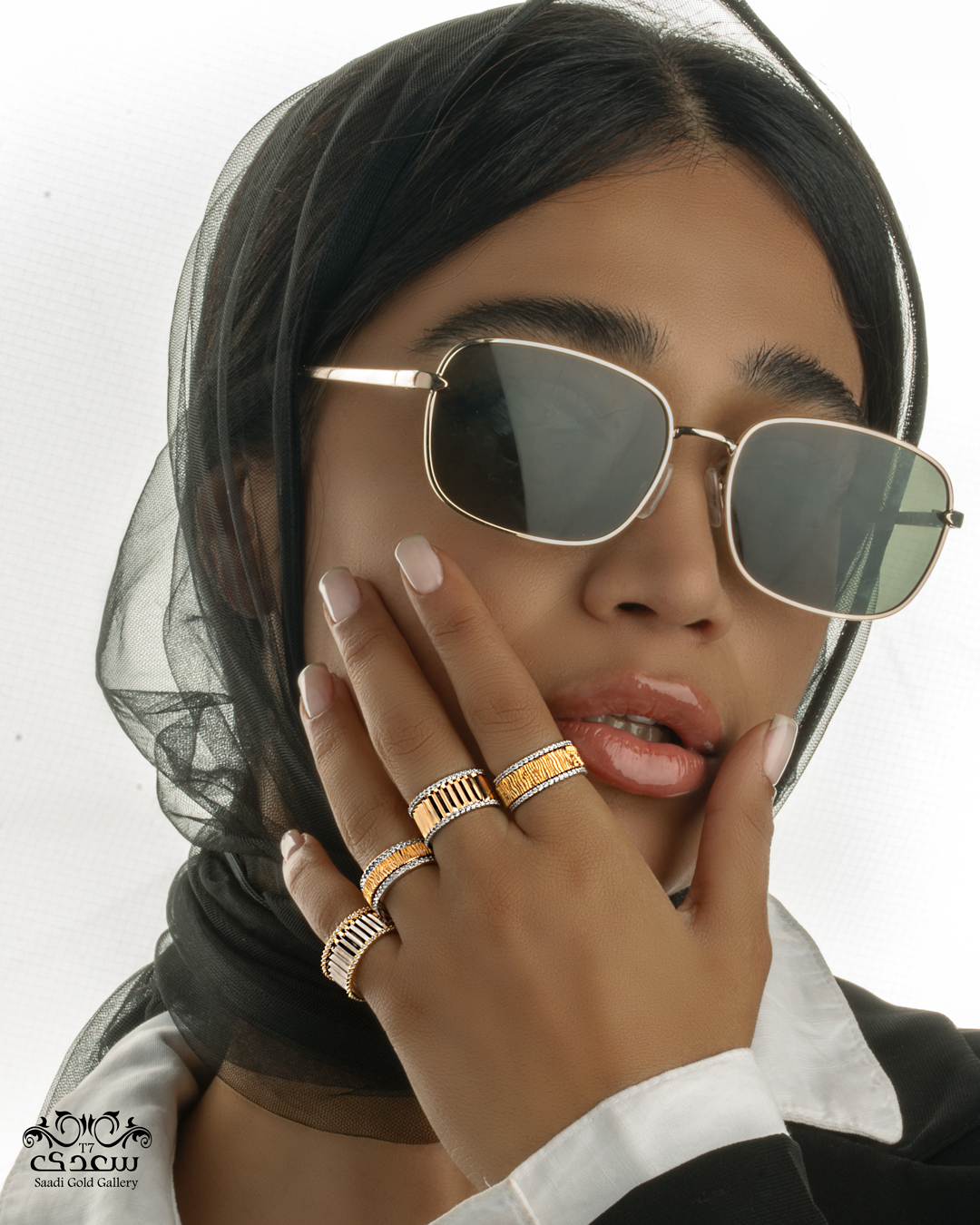 a jewelery model
